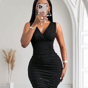 Elegant Black Sleeveless Dress